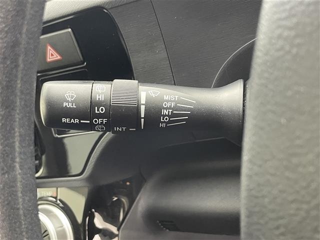 Toyota AQUA 2015 8357920-9