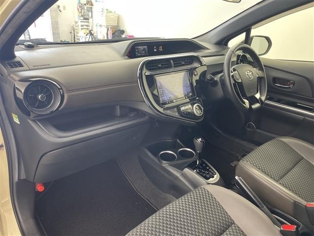 Toyota AQUA 2019 8357922-8