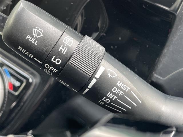 Toyota AQUA 2018 8357923-8