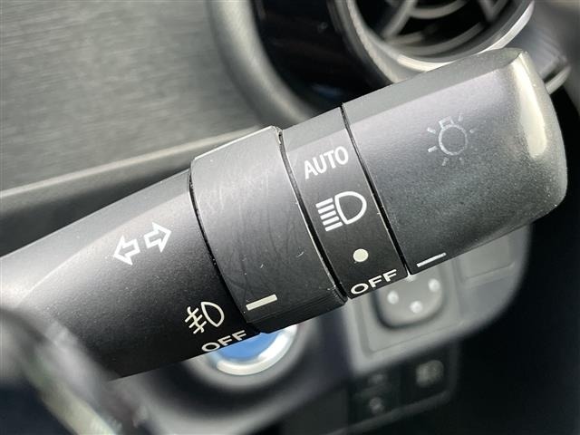 Toyota AQUA 2018 8357923-9