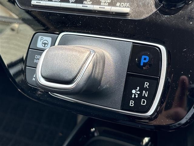 Toyota AQUA 2022 8357925-1