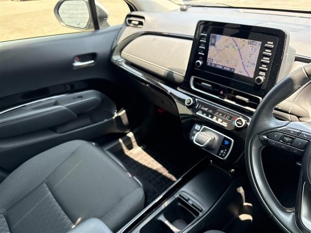 Toyota AQUA 2022 8357925-18