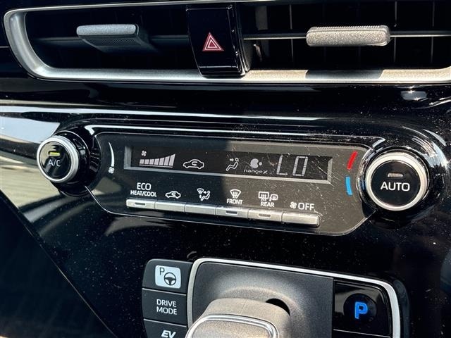 Toyota AQUA 2022 8357925-21