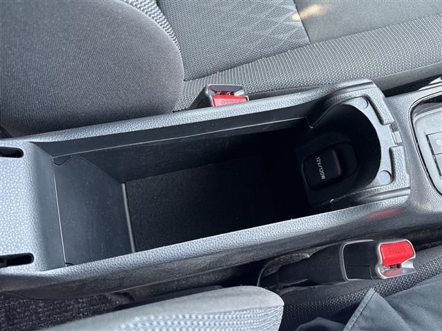 Toyota AQUA 2022 8357925-5
