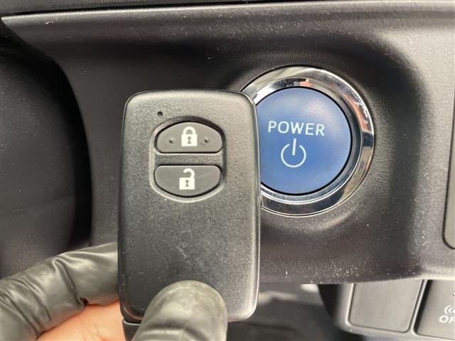 Toyota AQUA 2015 8357926-21