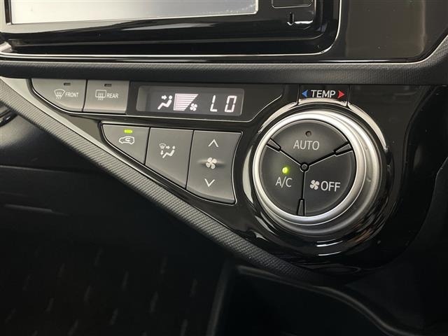 Toyota AQUA 2015 8357926-3