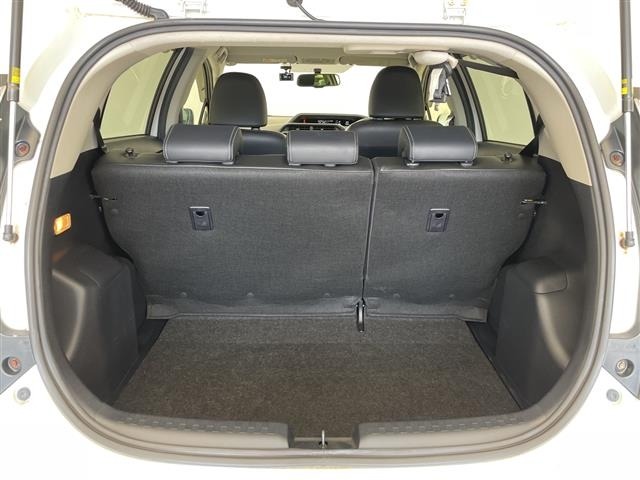 Toyota AQUA 2015 8357926-9