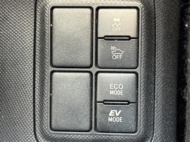 Toyota AQUA 2018 8357929-10