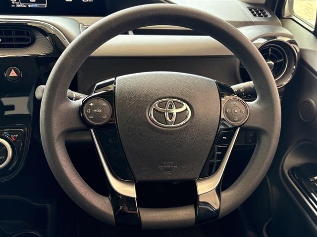 Toyota AQUA 2018 8357929-3