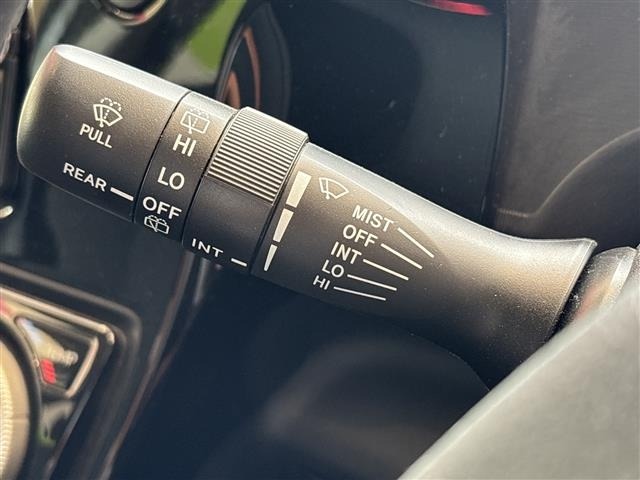 Toyota AQUA 2018 8357929-8