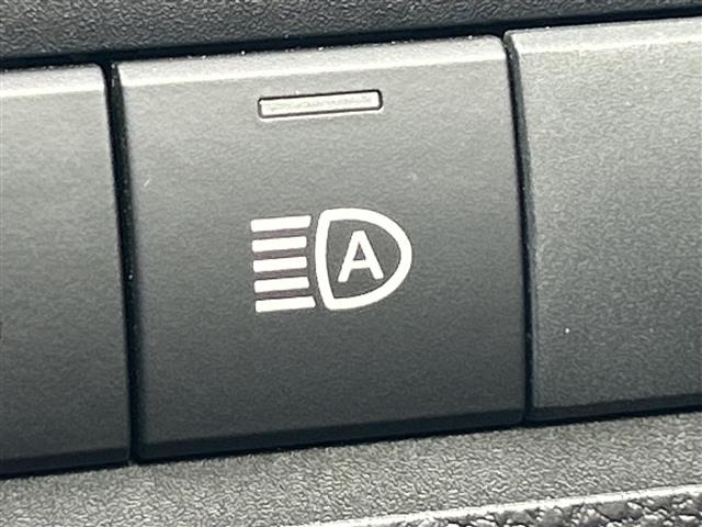 Toyota AQUA 2022 8357933-4
