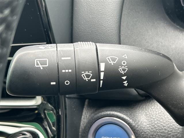Toyota AQUA 2022 8357933-5