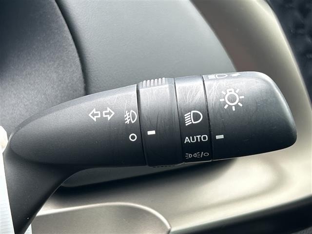 Toyota AQUA 2022 8357933-9