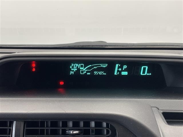 Toyota AQUA 2013 8357934-17