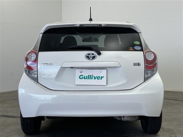 Toyota AQUA 2013 8357934-6