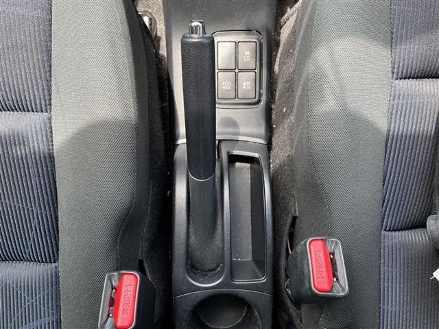 Toyota AQUA 2015 8357935-20