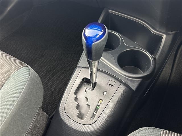 Toyota AQUA 2017 8357937-7
