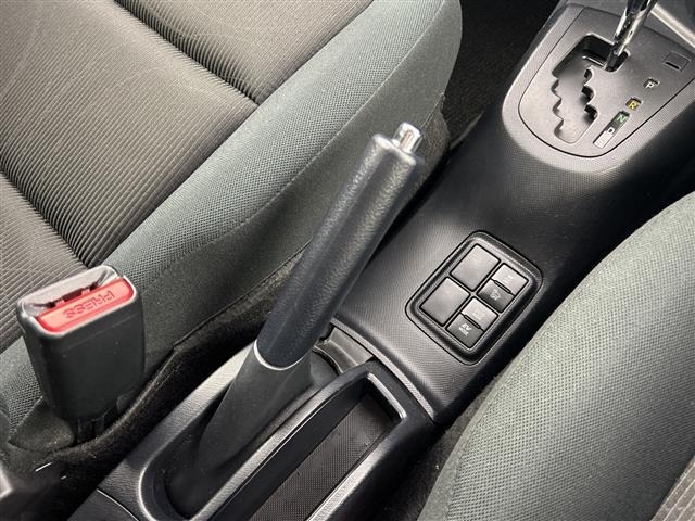 Toyota AQUA 2017 8357937-9