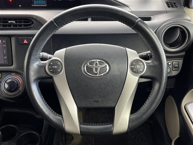Toyota AQUA 2012 8357938-15