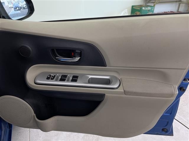 Toyota AQUA 2012 8357938-4