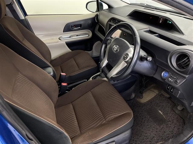 Toyota AQUA 2012 8357938-6