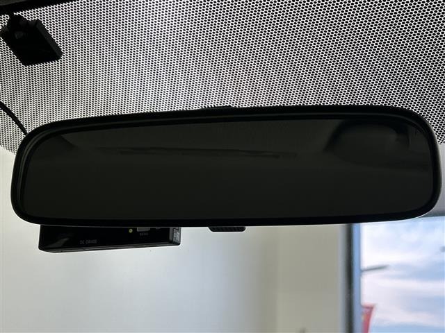 Toyota AQUA 2013 8357939-18