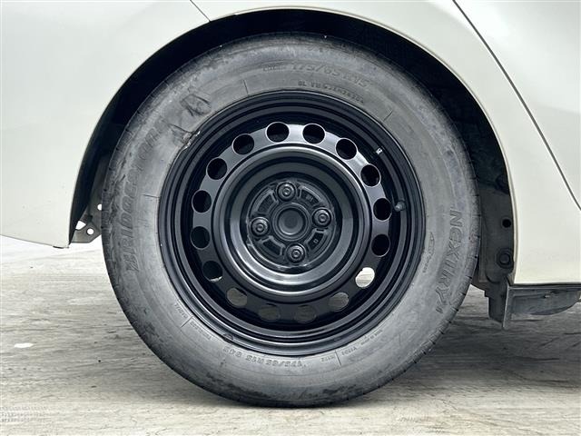 Toyota AQUA 2013 8357939-6