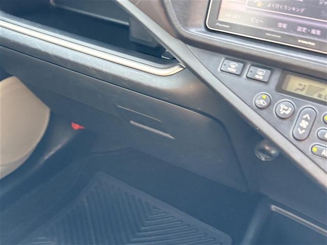 Toyota AQUA 2014 8357940-12