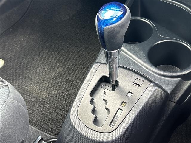 Toyota AQUA 2016 8357941-9
