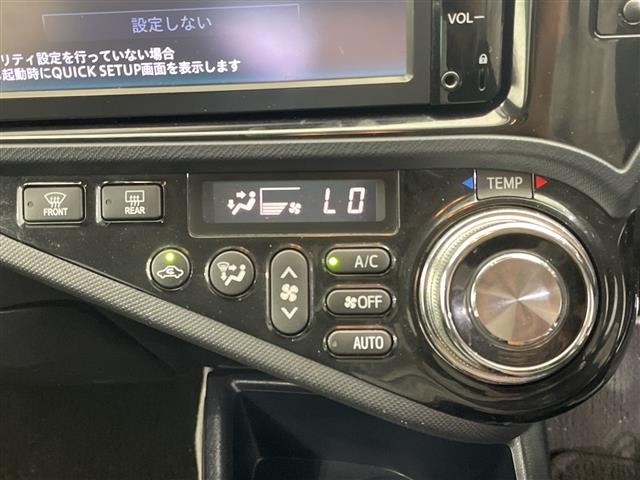 Toyota AQUA 2014 8357942-2
