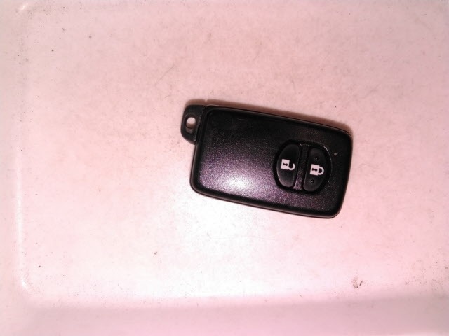 Toyota AQUA 2014 8357945-10