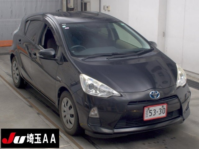 Toyota AQUA 2013 8357947-0