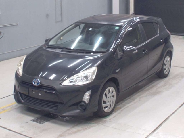 Toyota AQUA 2015 8357961-0