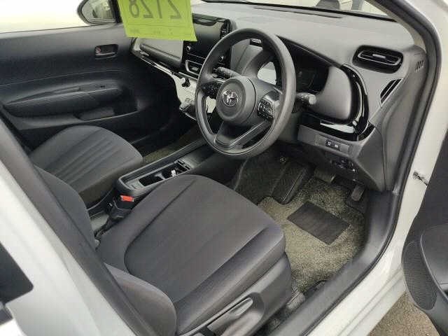 Toyota AQUA 2022 8357965-3