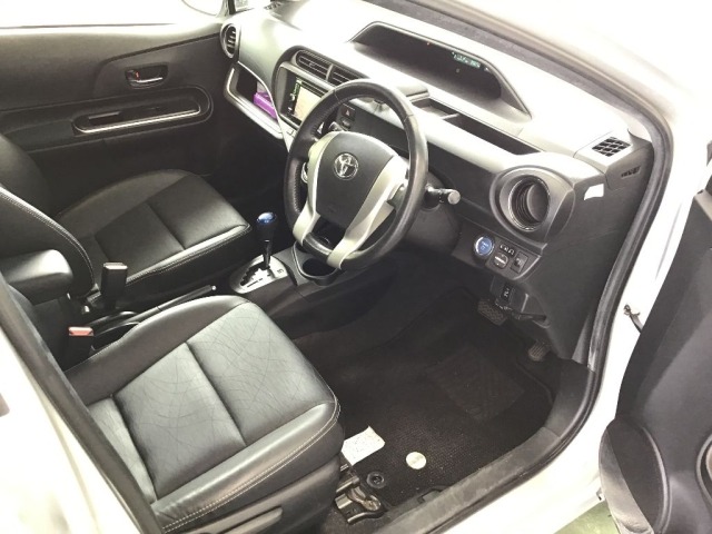 Toyota AQUA 2013 8357967-5