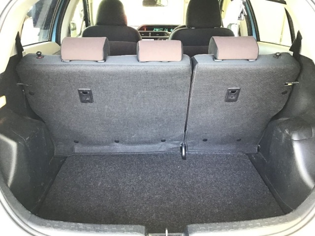 Toyota AQUA 2013 8357968-7