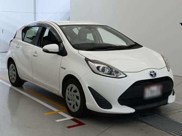Toyota AQUA 2019 8357975-5