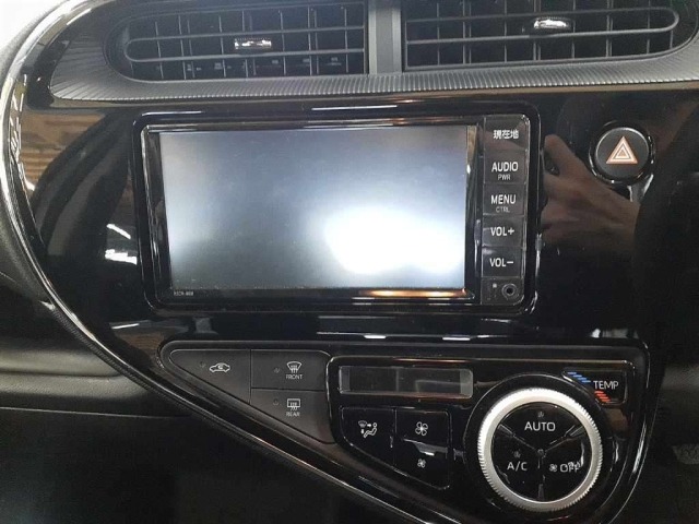 Toyota AQUA 2020 8357976-12