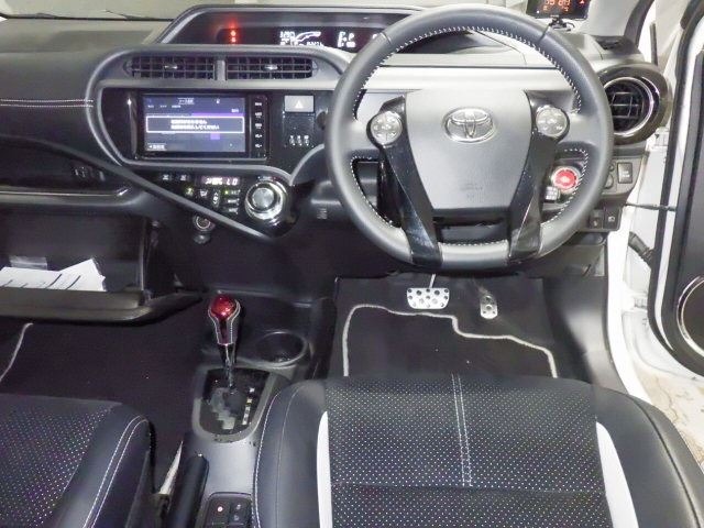 Toyota AQUA 2016 8357977-4
