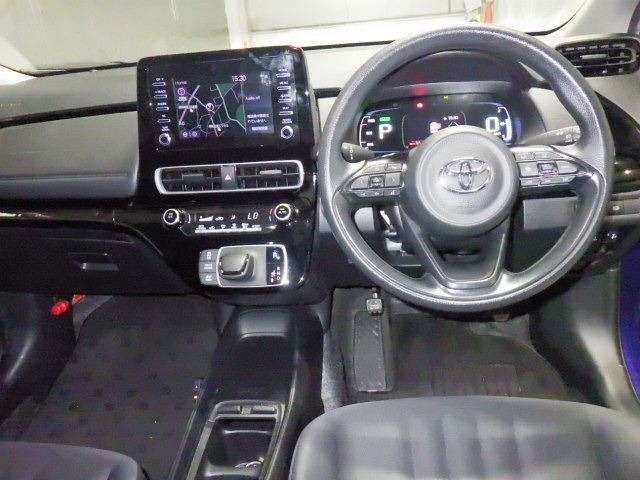 Toyota AQUA 2022 8357978-4