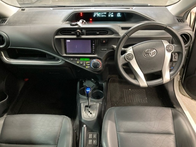 Toyota AQUA 2014 8357979-3