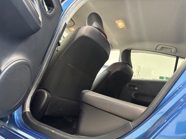 Toyota AQUA 2015 8357984-10