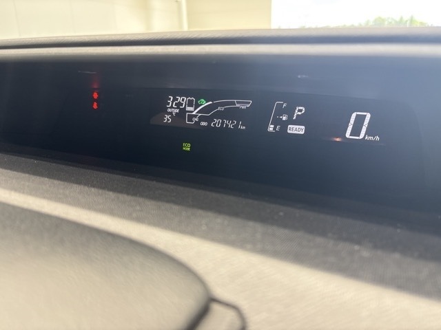 Toyota AQUA 2015 8357984-14