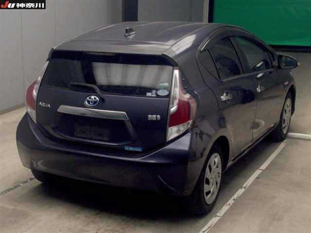 Toyota AQUA 2015 8357985-4