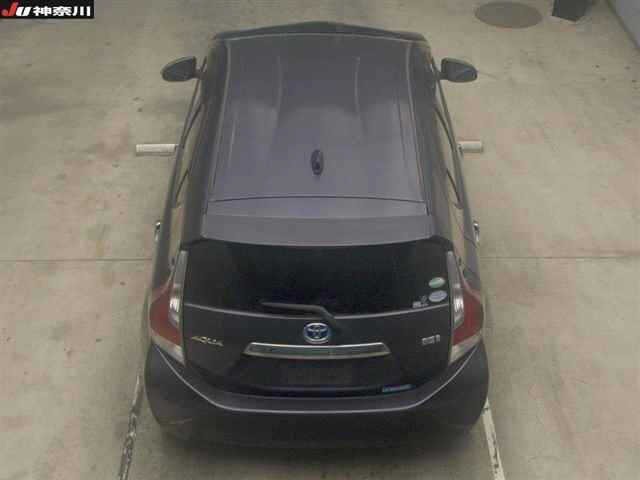 Toyota AQUA 2015 8357985-5