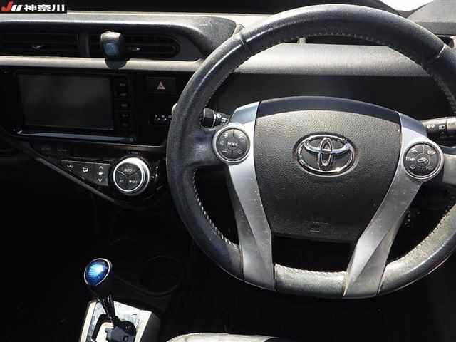 Toyota AQUA 2015 8357985-6
