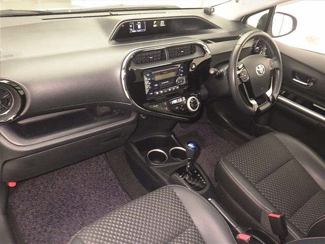 Toyota AQUA 2017 8358016-4