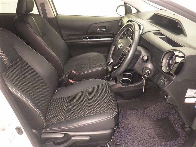 Toyota AQUA 2017 8358016-5