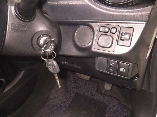 Toyota AQUA 2017 8358016-8