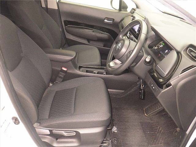 Toyota AQUA 2021 8358017-5